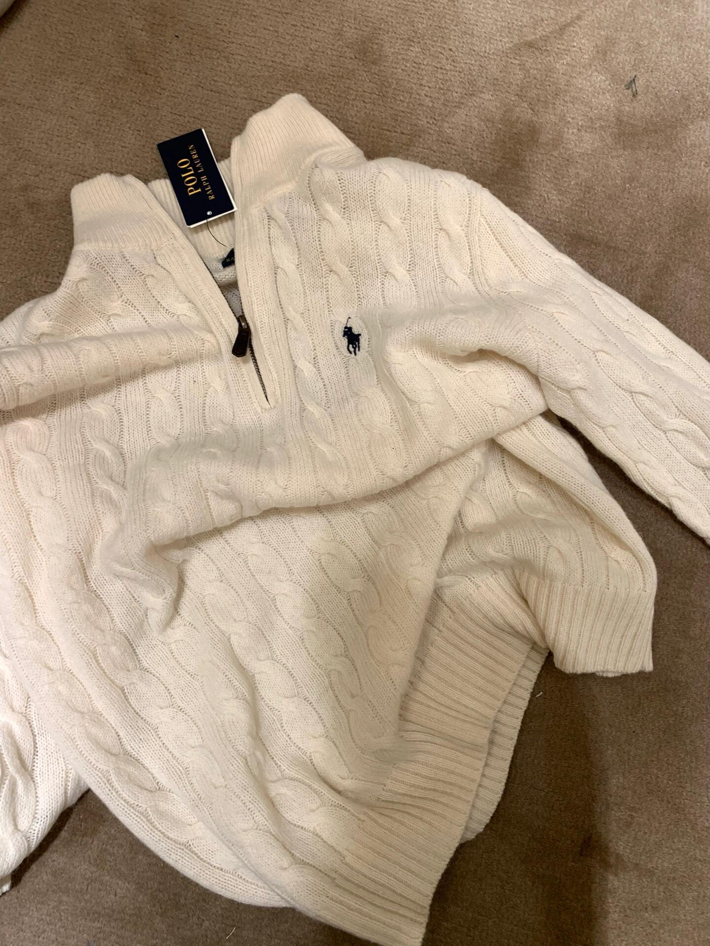 Cable Knit Sweater – White